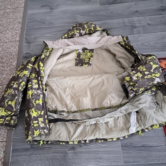 Quiksilver MISSION snowboard ski jacket coat Mens LG camo look brown green faces - Picture 12 of 13